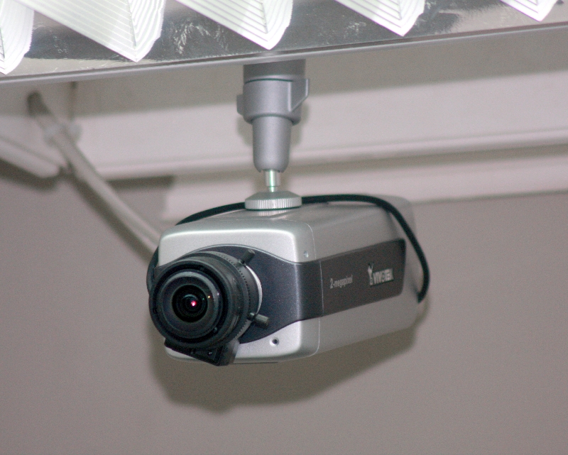 Monitoring w 4 Data Center - podwieszana kamera